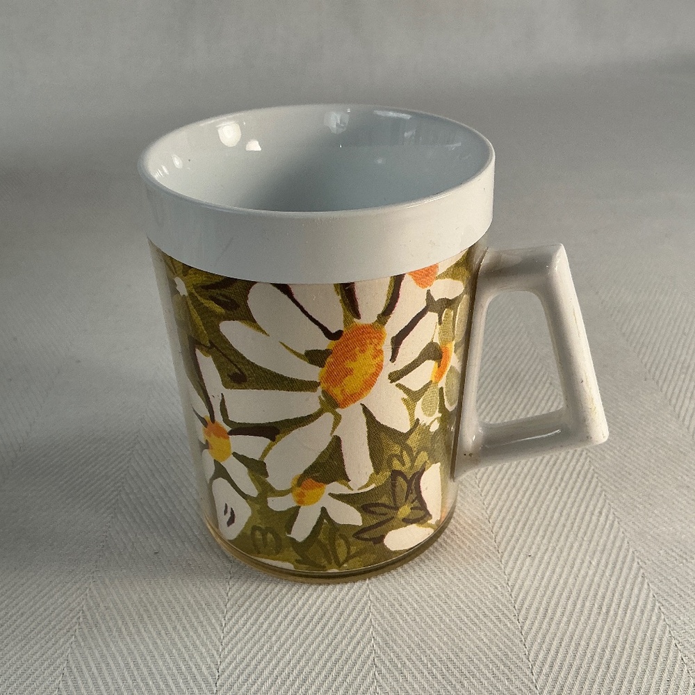 West Bend Thermo-Serv Vintage Daisy Cup